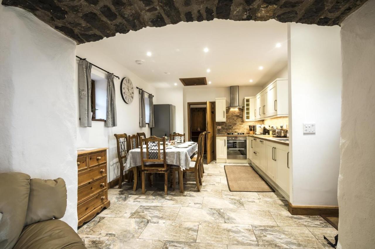 Orchard Cottage - Luxurious Barn Conversion - Beavers Hill Manorbier Buitenkant foto